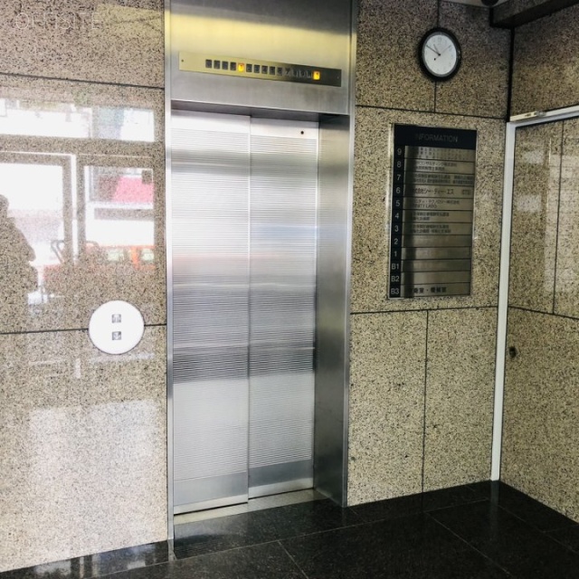 新橋山口ビル エレベーター