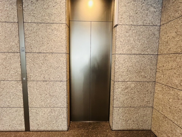 エンパイヤビル エントランス