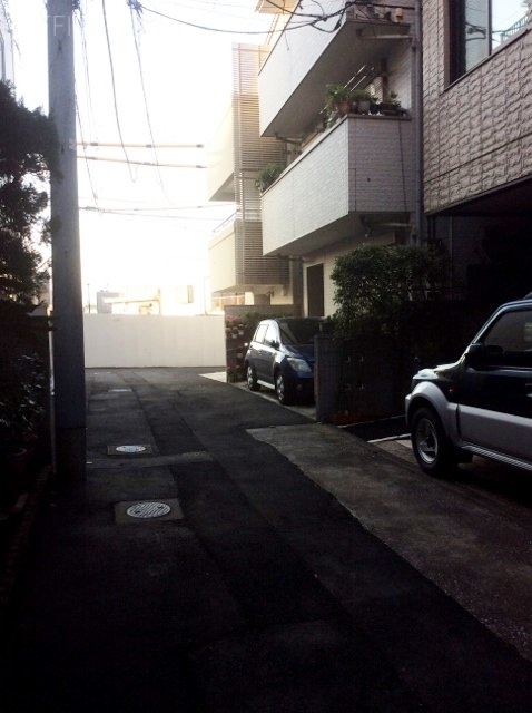 スタジオAOIビル ビル周辺道路