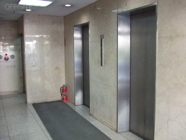 伊成ビル 画像