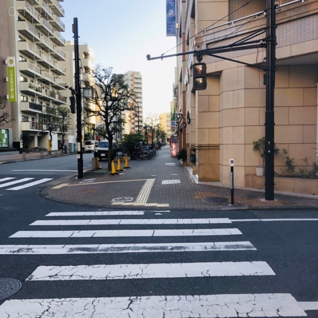 第6下川ビル ビル前面道路