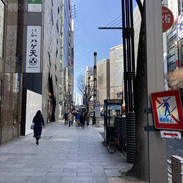 第一生命銀座フォリー ビル前面道路