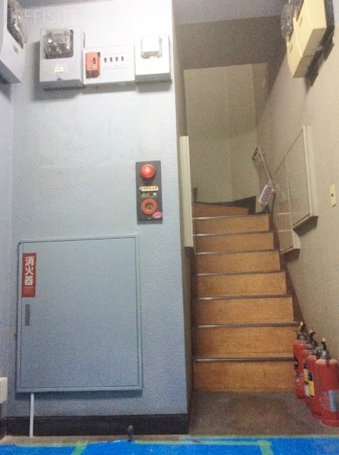 中央ビル 通路