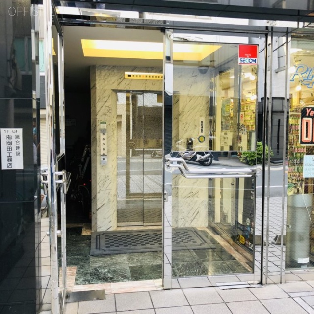 O・Kビル エントランス