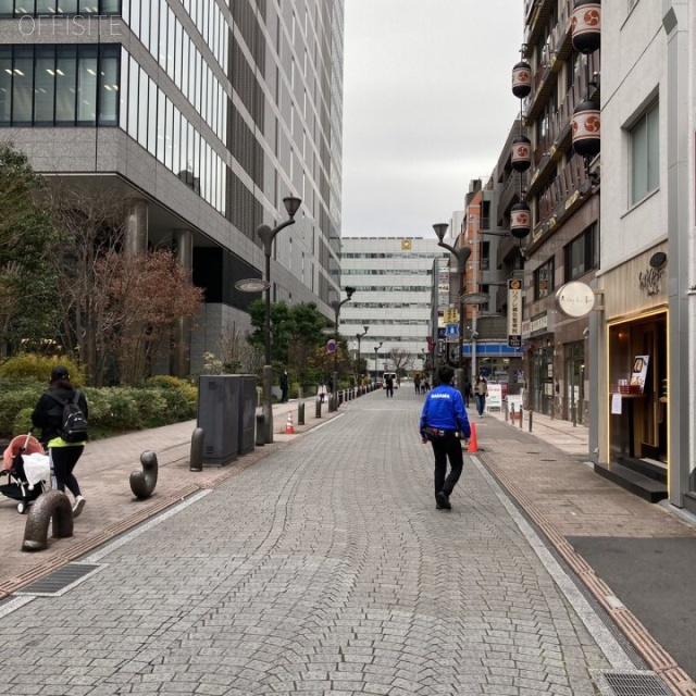 オリックス品川ビル ビル前面道路