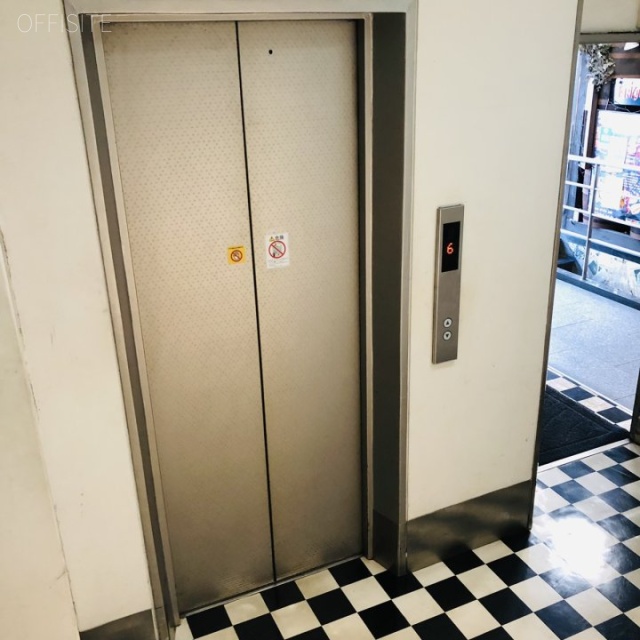 新宿島津ビル エレベーター