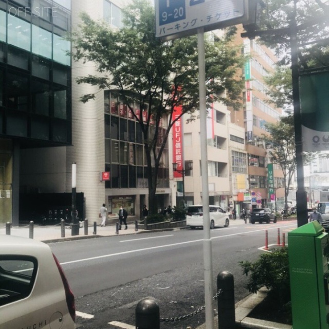 ヒューリック渋谷ビル ビル前面道路