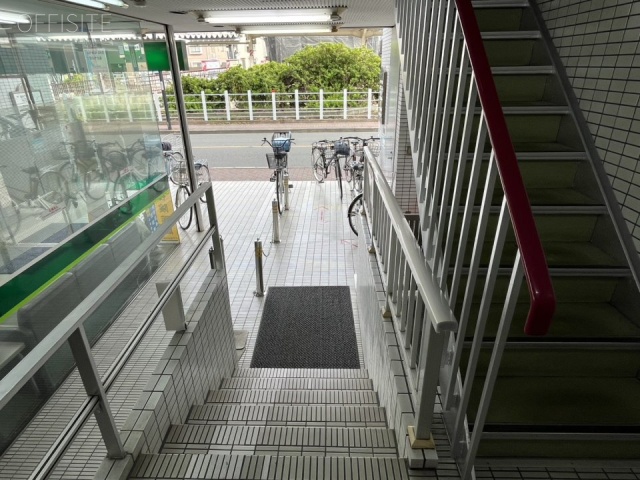 カミデビル エントランス