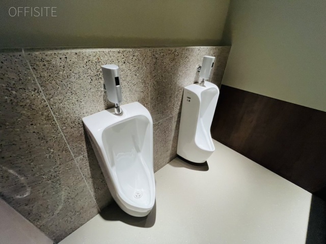 NOW/HERE新宿四谷　トイレ