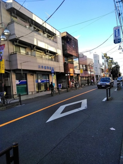 玉屋ビル ビル前面道路