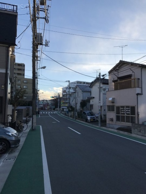 東新町戸建ビル 前面道路