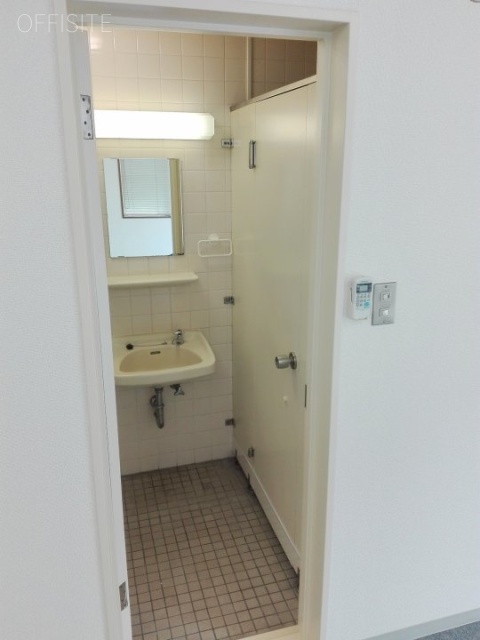 コーデン上野ビル トイレ入口