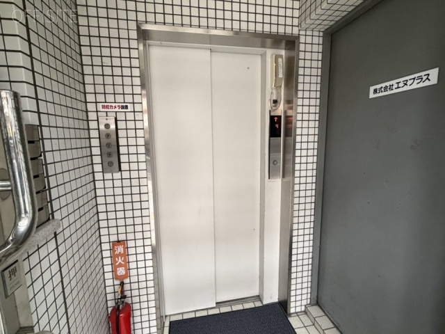 諏訪ビル　エレベーター
