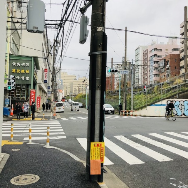 SPERANZA恵比寿 ビル前面道路