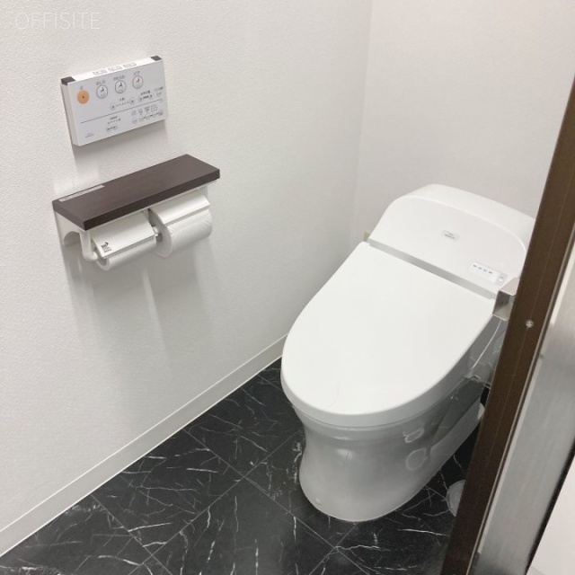 VORT三田駅前 6階 41.75坪　トイレ