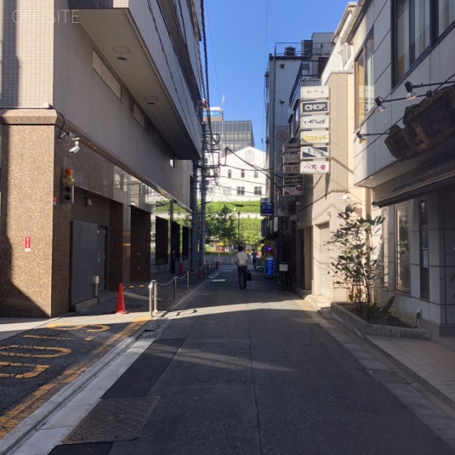ル・グラシエルBLDG.41 ビル前面道路