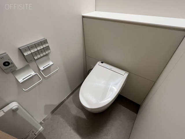 REVZO新橋 トイレ