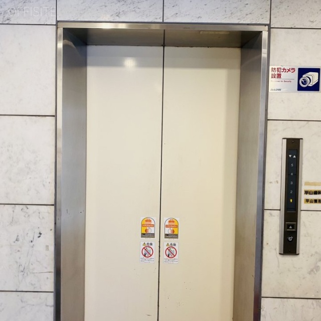 仁静堂ビル　エントランス