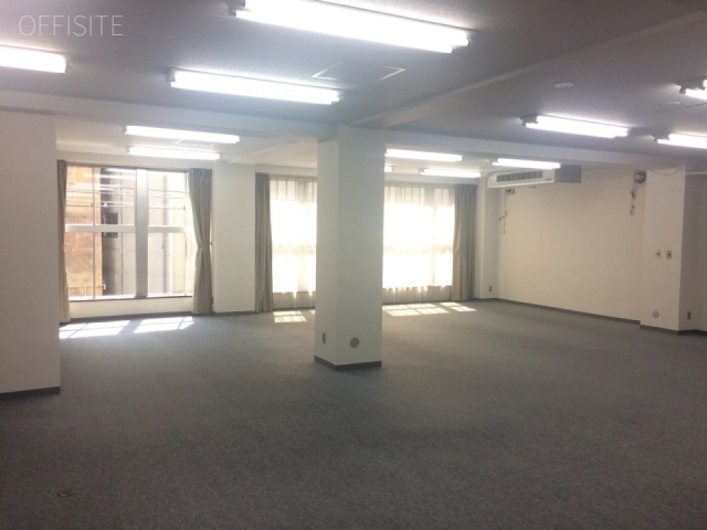 山脇ビル　室内