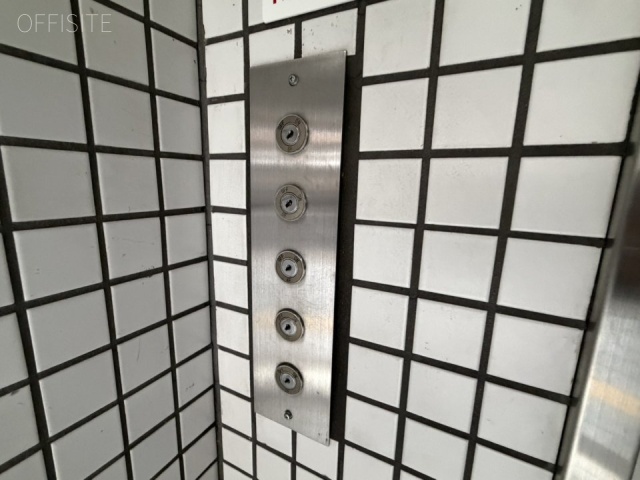 諏訪ビル　エレベーター不停止機能