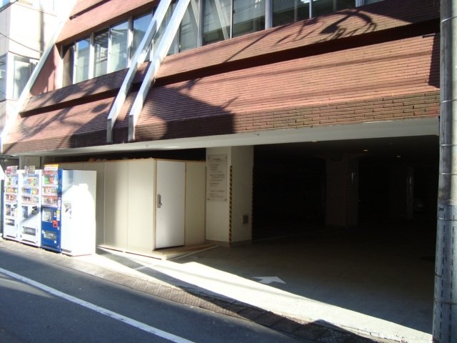 TKK西新橋ビル 1階部分