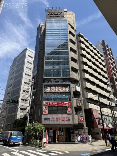 上野逸品館ビル　外観