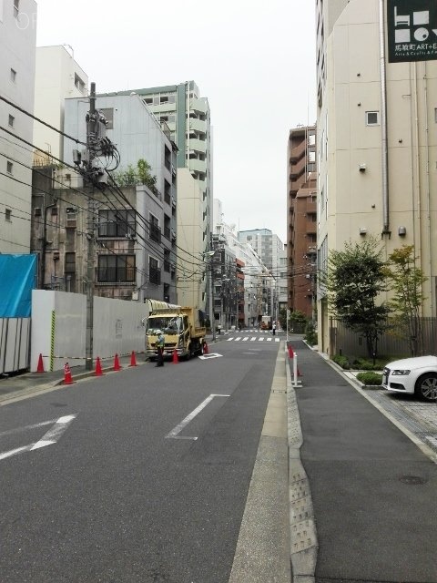 アガタ竹澤ビル　ビル周辺道路