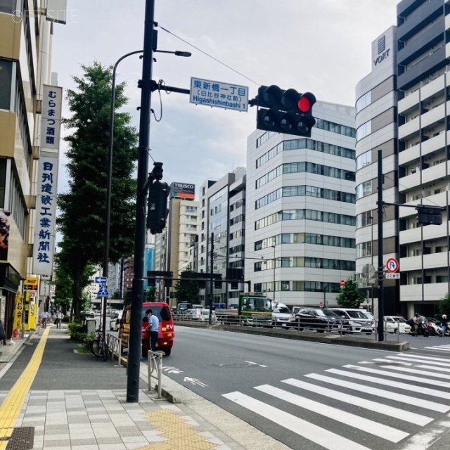 汐留プリプラビル　ビル前面道路