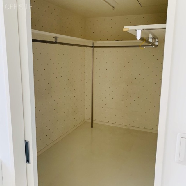 神宮前2丁目戸建 1階【1F～3F】 40.98坪　収納