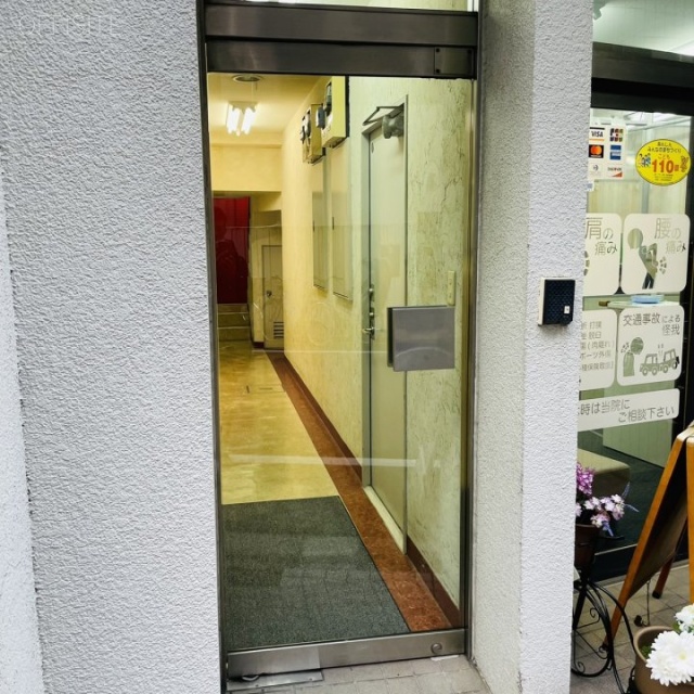 車坂増田ビル オフィスビル出入口