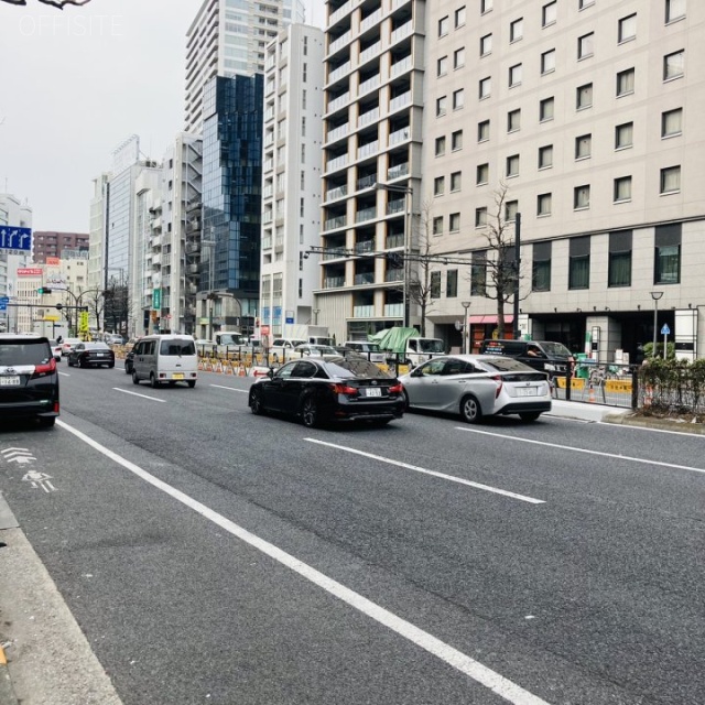 大高ビル ビル前面道路