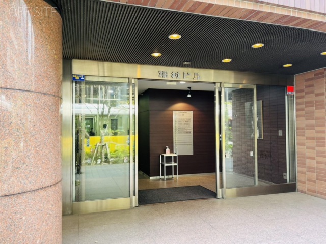 稲村ビル　エントランス