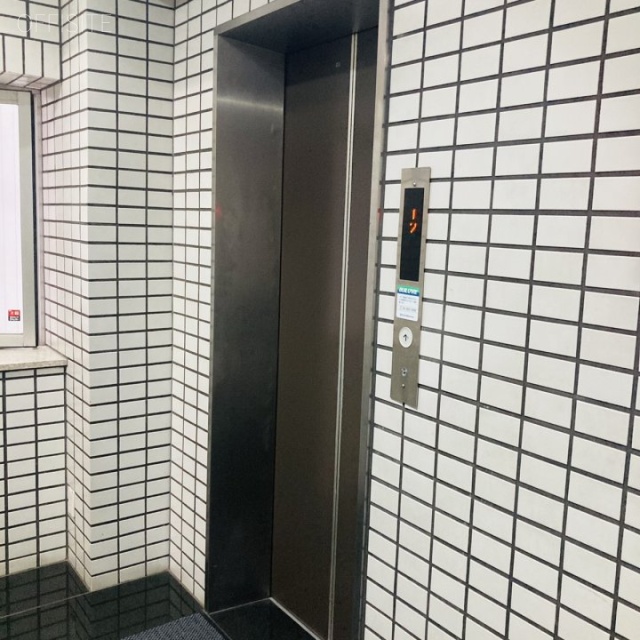 第二山内ビル エレベーター