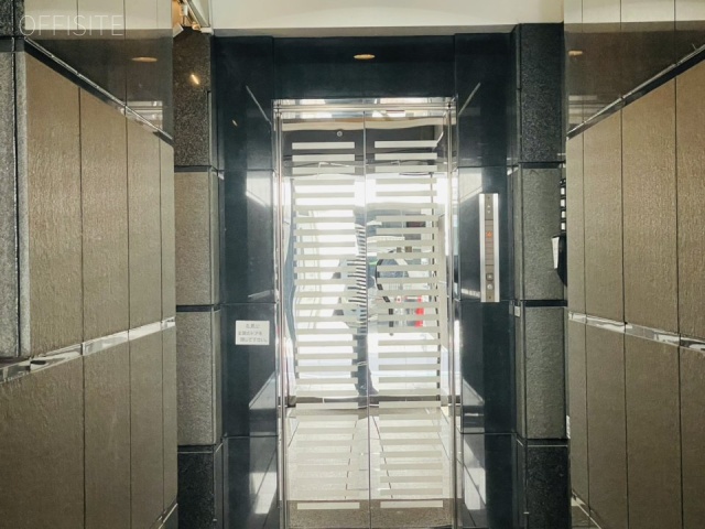 メグミビル エレベーター
