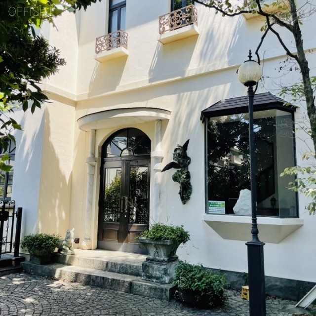 ルセーヌ館1号館 エントランス