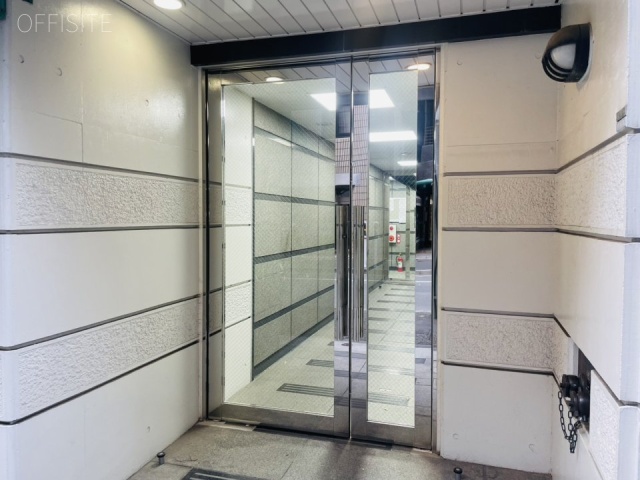 ルート蛎殻町ビル オフィスビル出入口