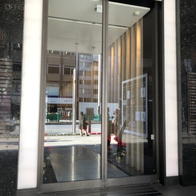 GINZA888 エントランス
