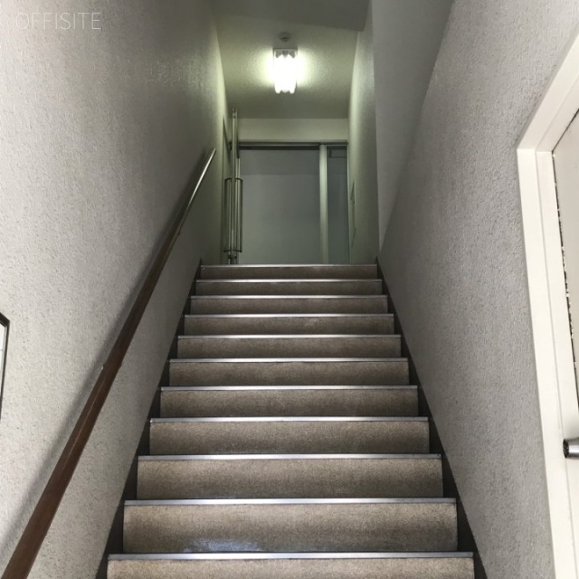 四谷フジビル エントランス