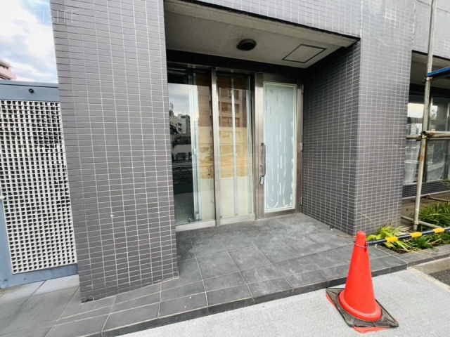 レジディア四谷三丁目ビル　外観