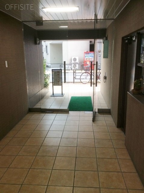 シャトレー上野ビル エントランスホール