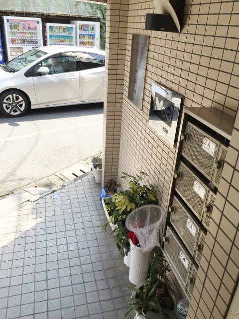 メルシー神宮前EASTビル 郵便受け