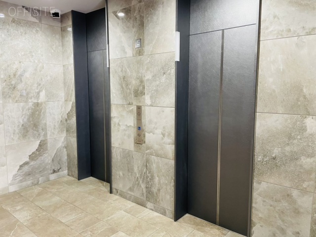 タスク新御徒町ビル　エレベーター