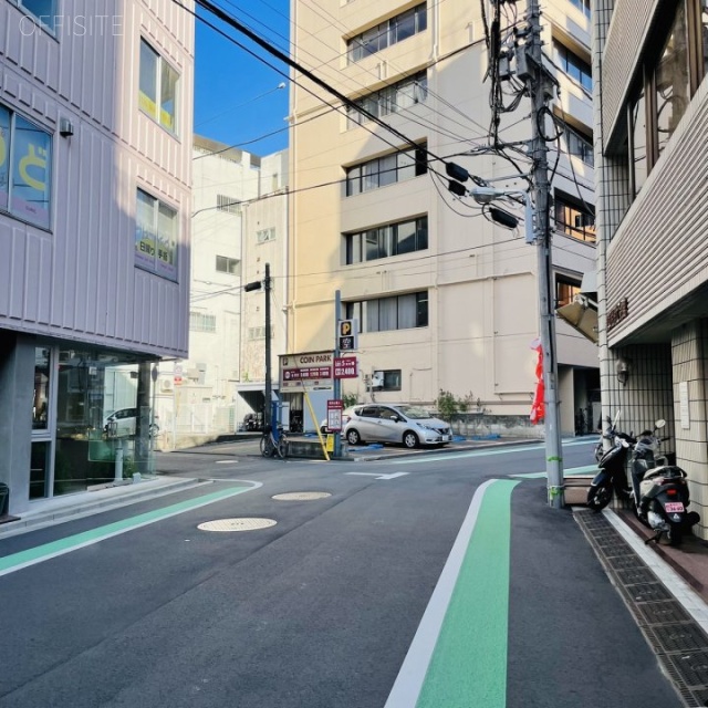 玉川ビル 前面歩道