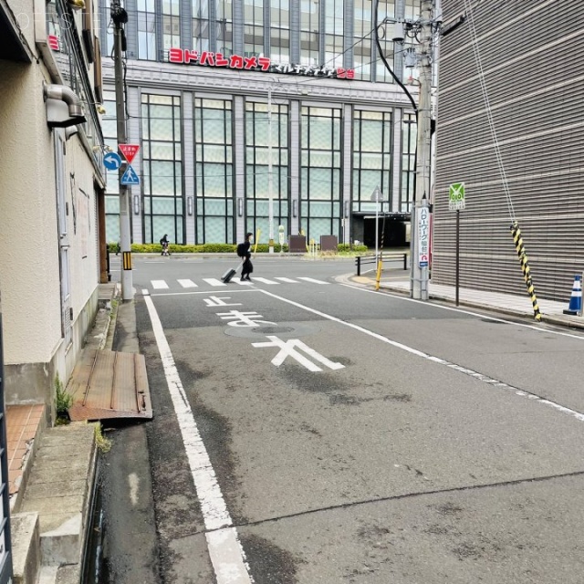 大野第二ビル　前面道路