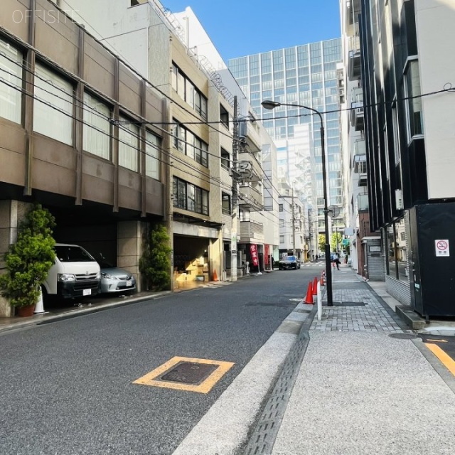 高嶋ビル 前面道路