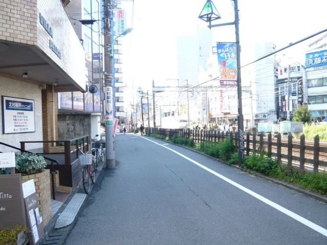 朝日生命原町田ビル ビル前面道路