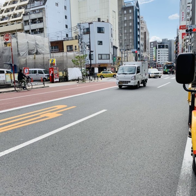 藤田ビル ビル前面道路