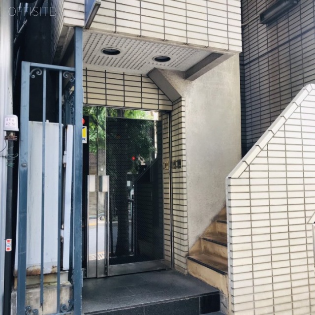 飯田橋T&Sビル エントランス