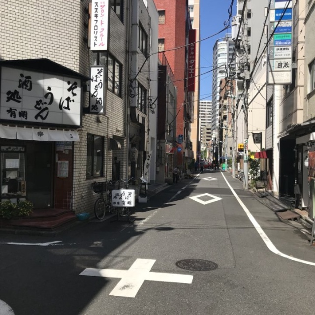 原町ビル ビル前面道路