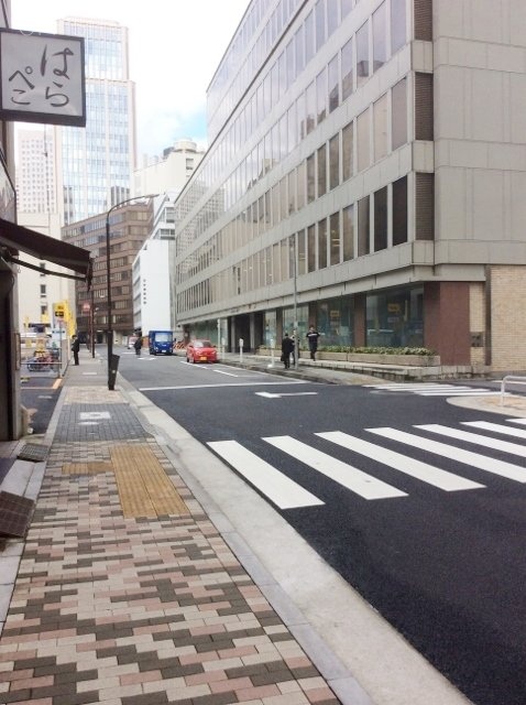 ルート西新橋ビル ビル周辺道路